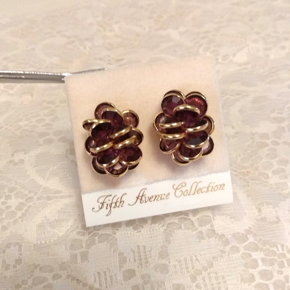 Vintage Purple Crystal Gold Tone Earrings VTG Non-Pierced Clip Earrings - Picture 6 of 9